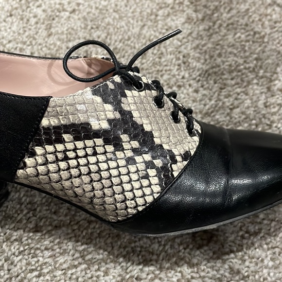 Sarah Jessica Parker leather heels. Brand new condition. Size 6 / 36 - Picture 4 of 4